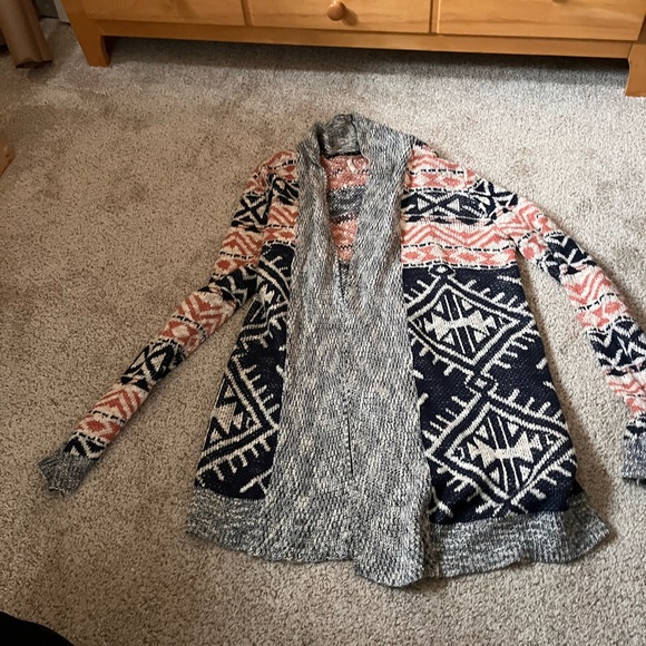 Kohl’s Aztec Pattern Sweater Cardigan - Picture 1 of 3